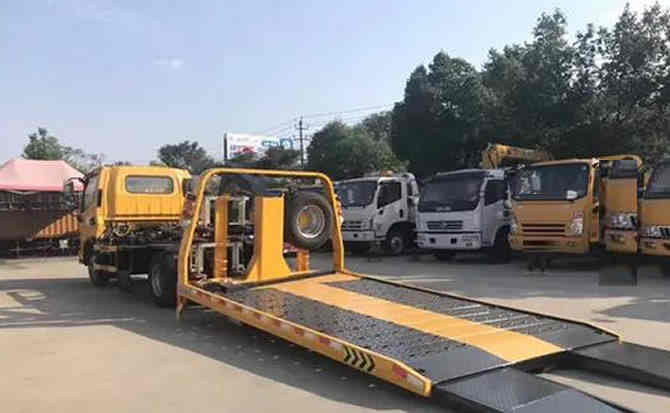 六安汽车中途维修案例